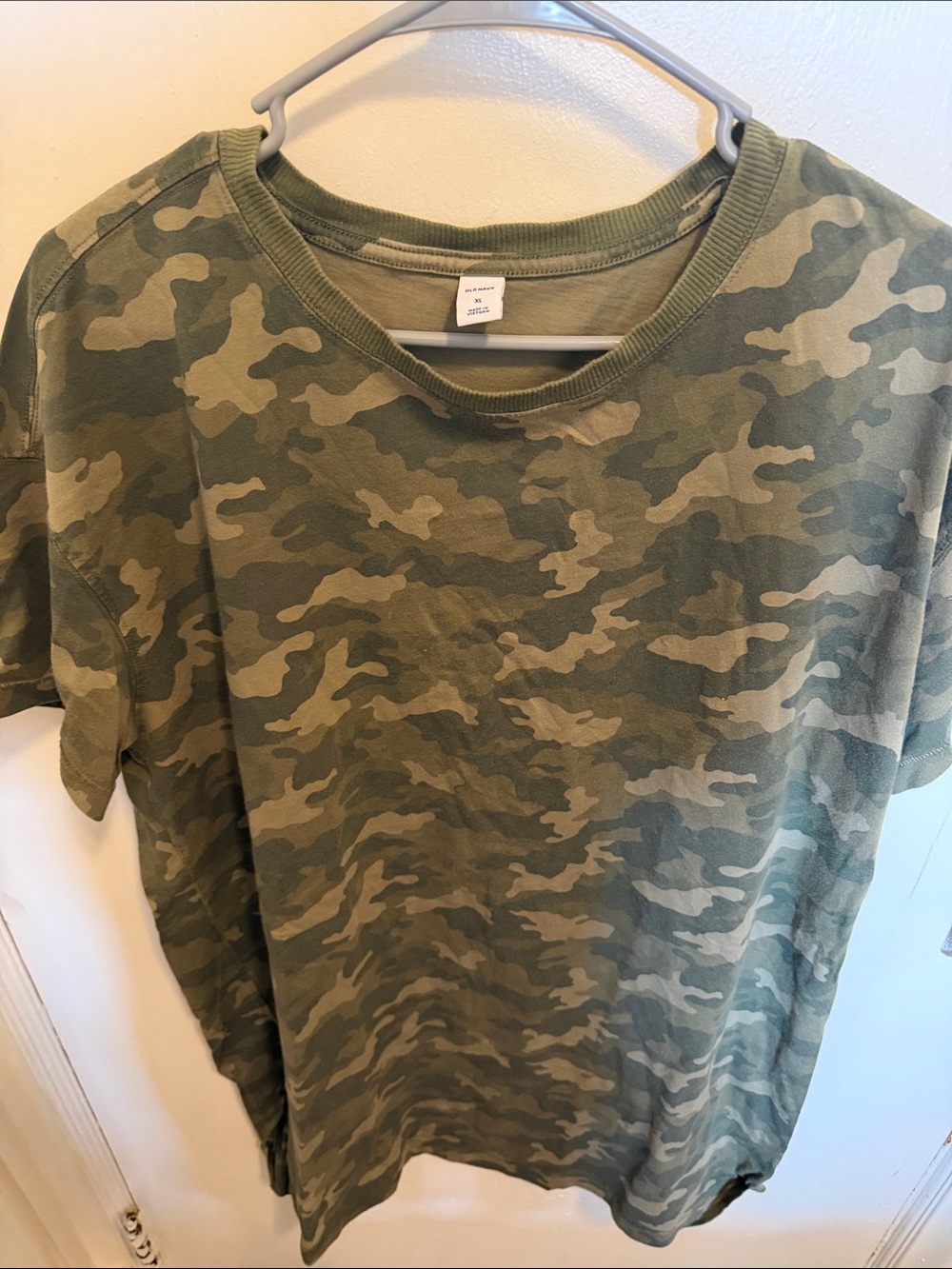 Old Navy Green Camo Short Sleeve Tee